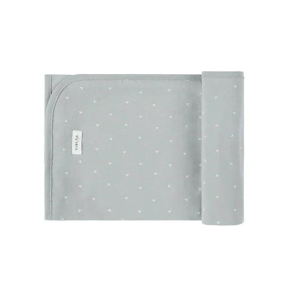 Cluster dot collection blue/ivory blanket by Ely's & Co.