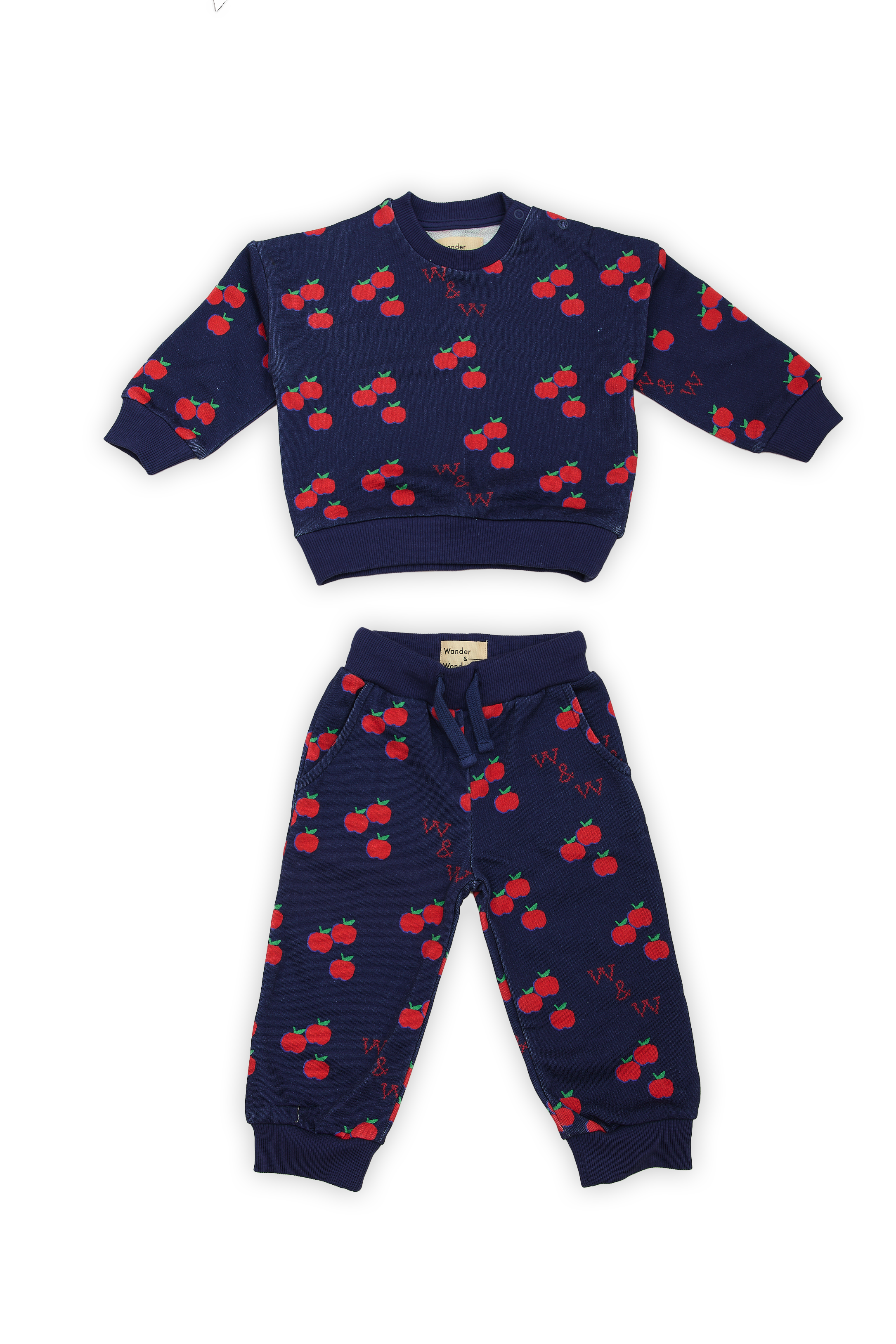 Wander & Wonder Apple sweatshirt set
