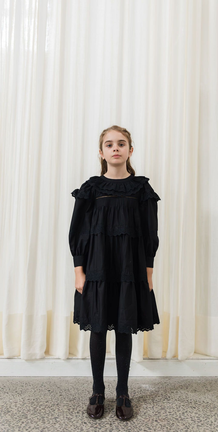 Poplin black short dress by Petite Amalie