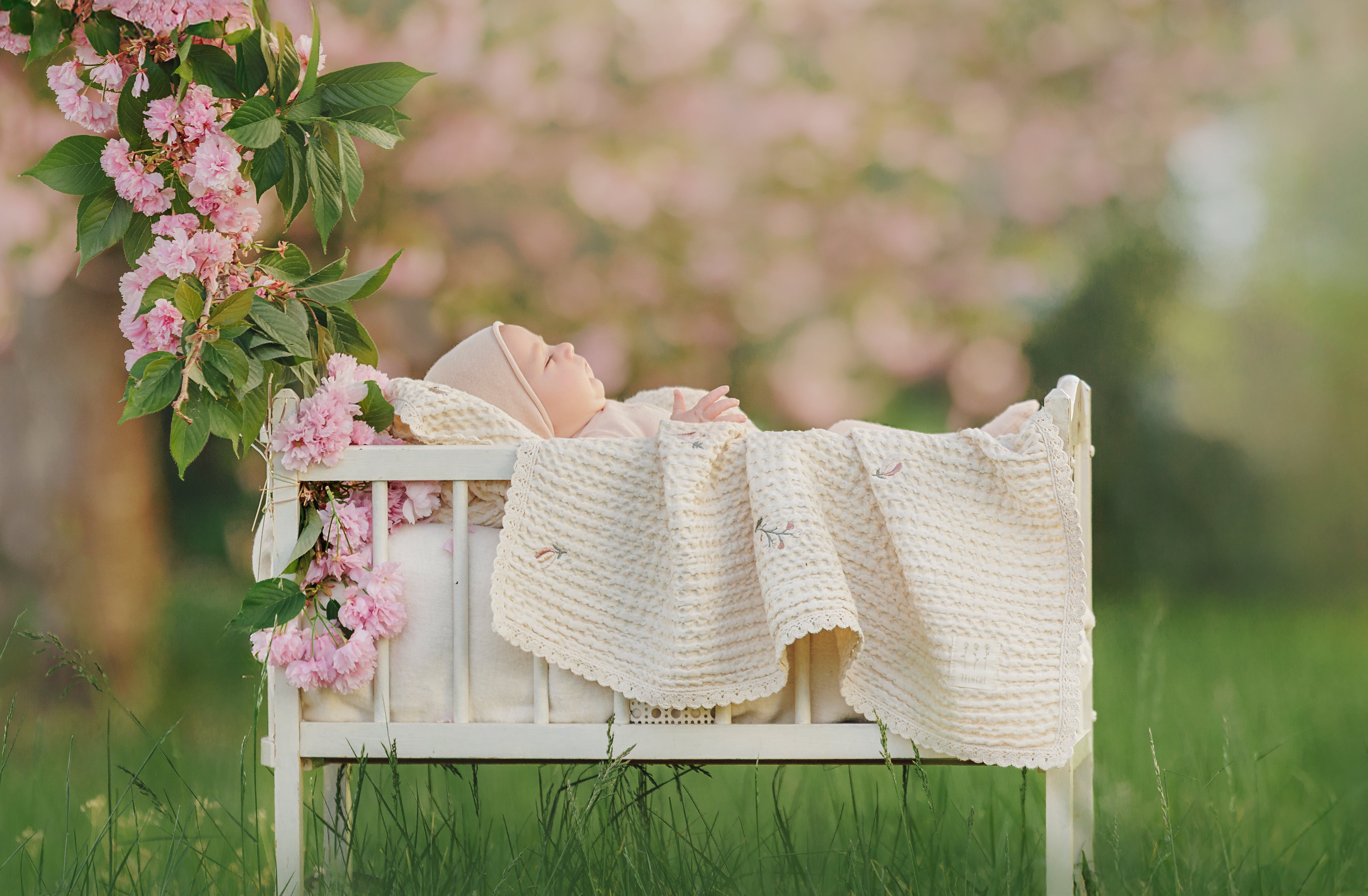 Peluche Pink Floral Birds Waffle Blanket
