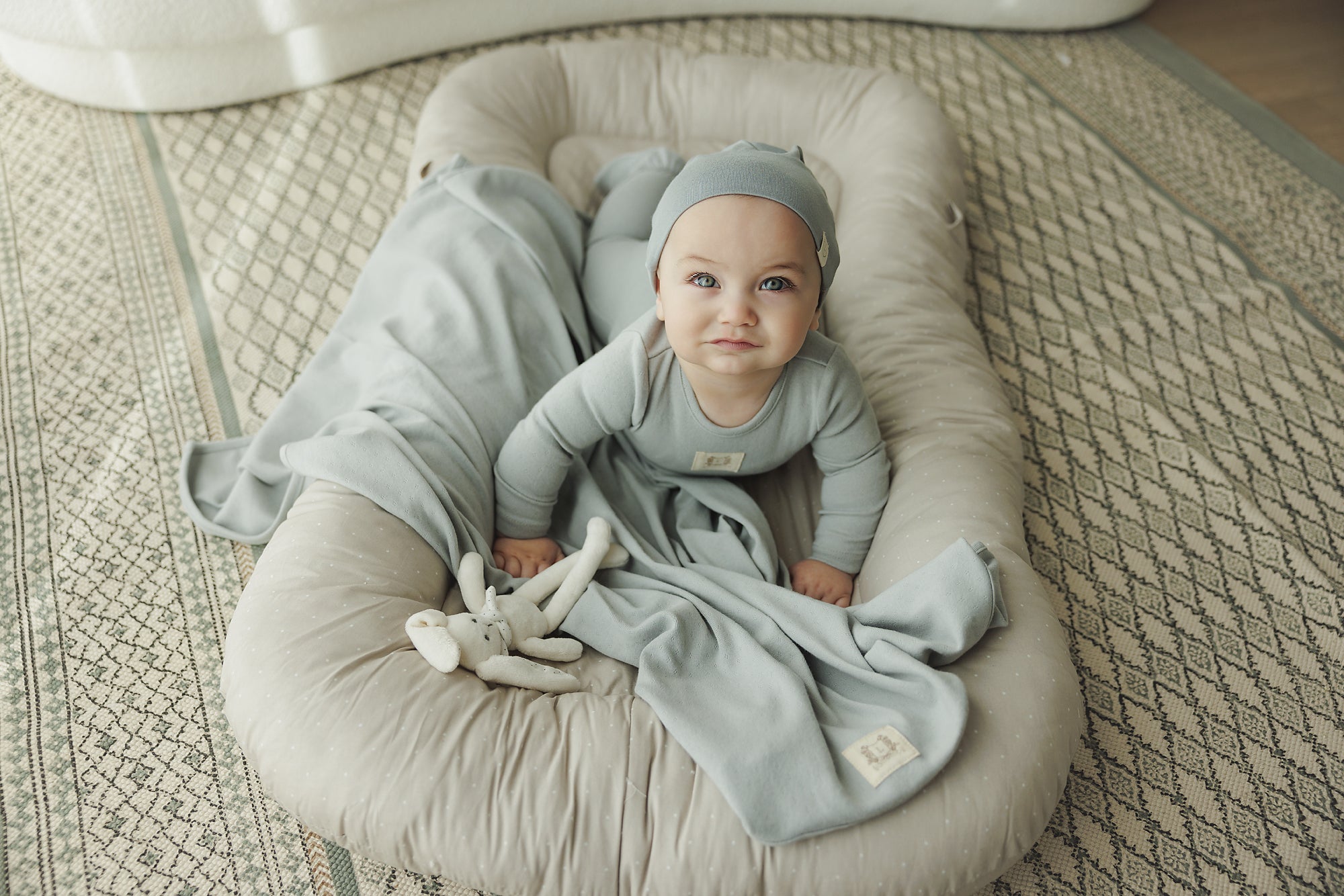 Lilette Pointelle emblem light blue footie set