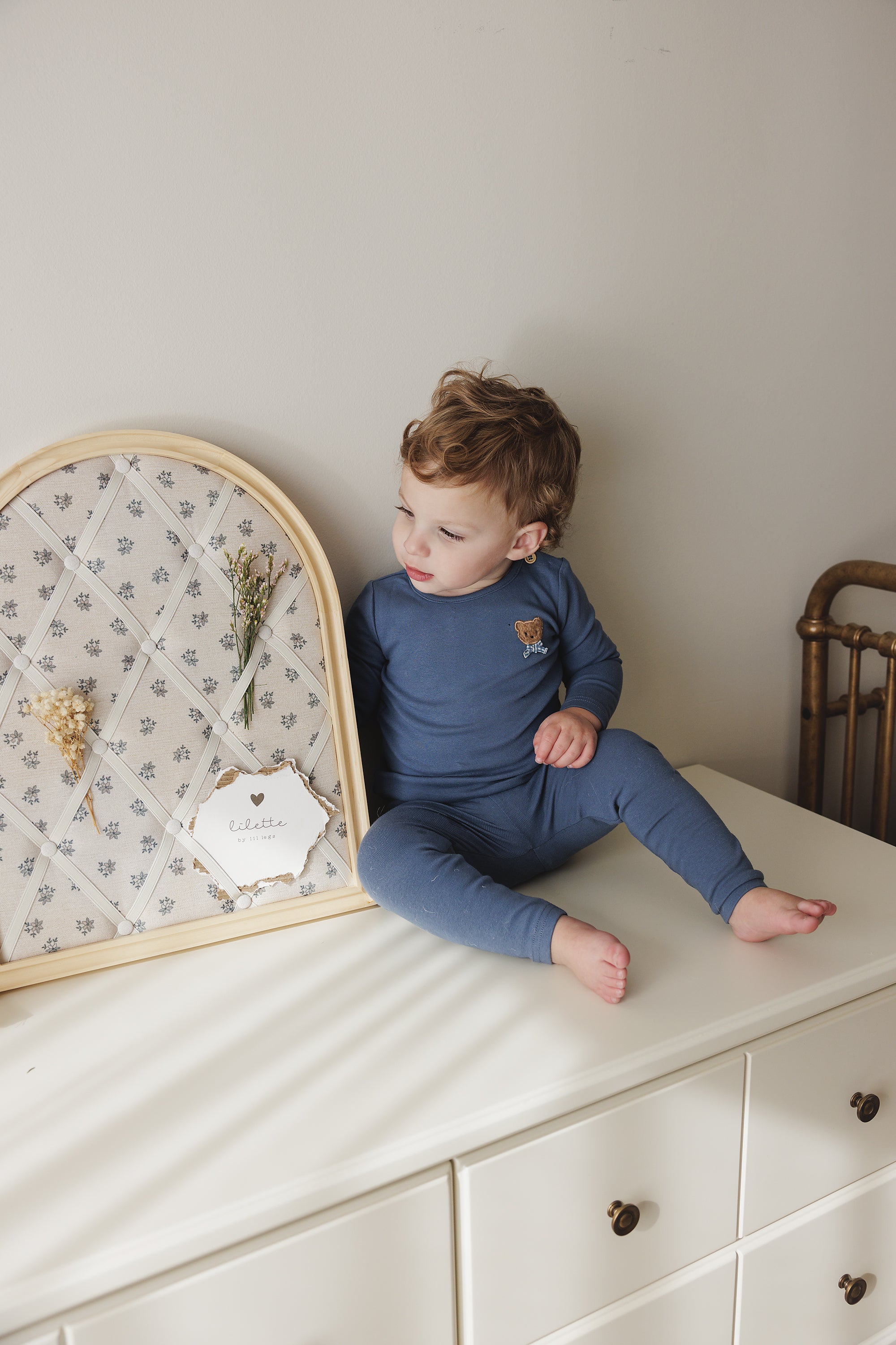 Lilette Bear applique slate lounge set
