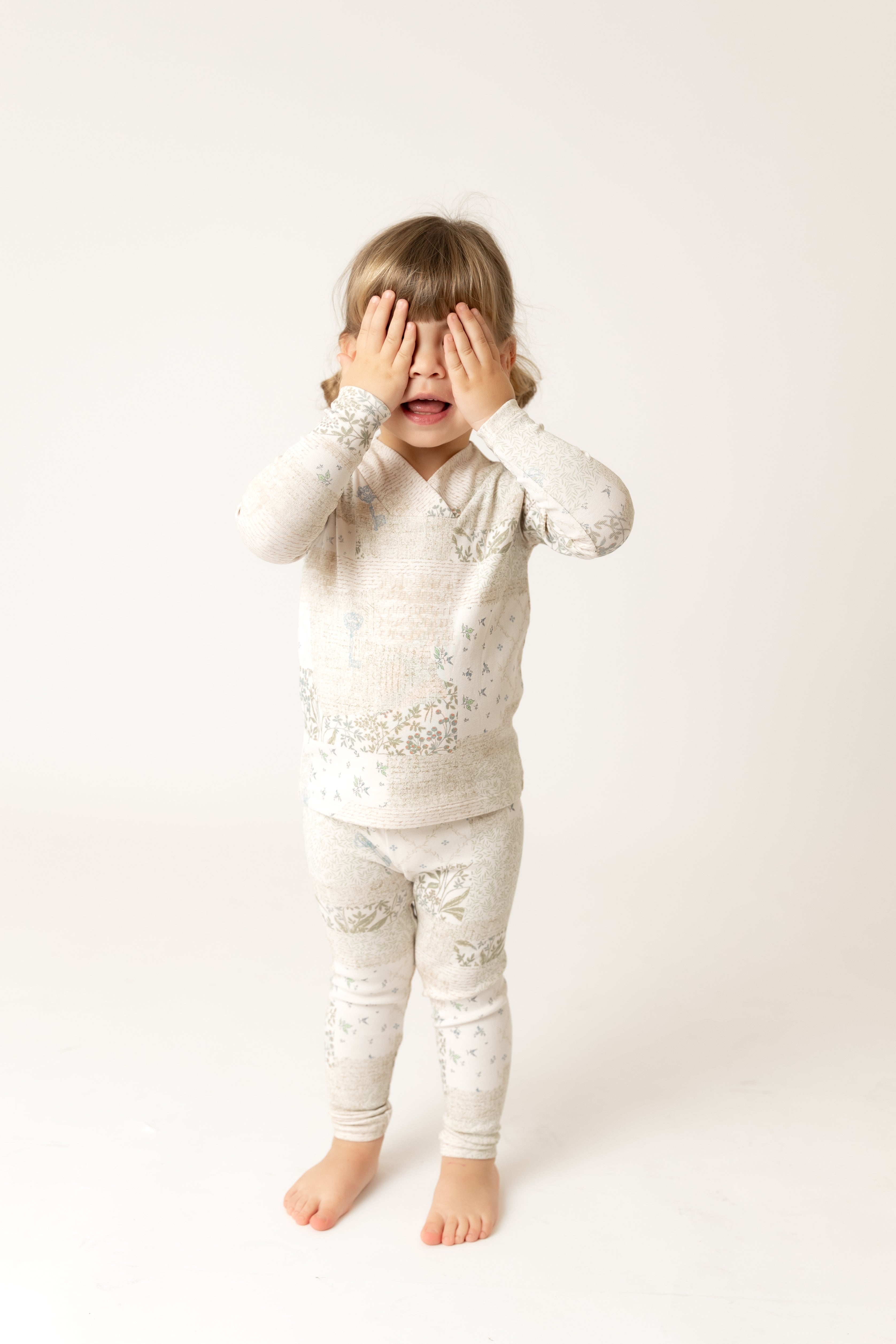 Bee & Dee Paper print boys loungewear