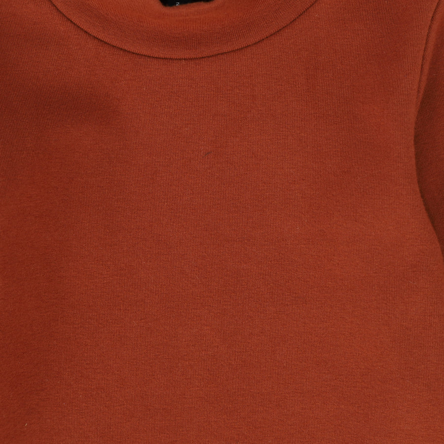Rust flat fitted turtleneck by Bamboo
