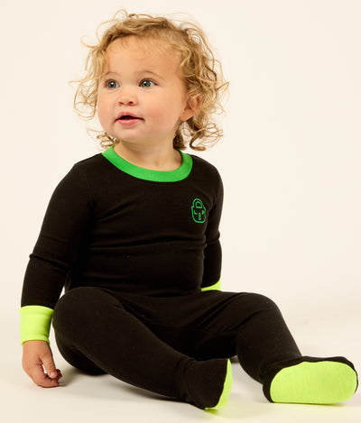 Heart lock neon black/green cuff footie by Little Parni