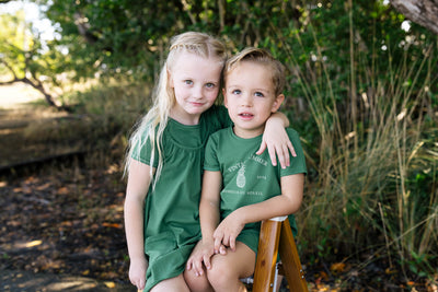 Print green short sleeve tee by Lil Leggs