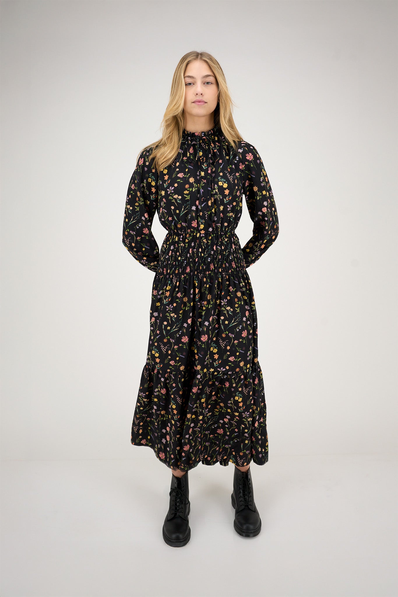Zaikamoya Stella small flowers dress