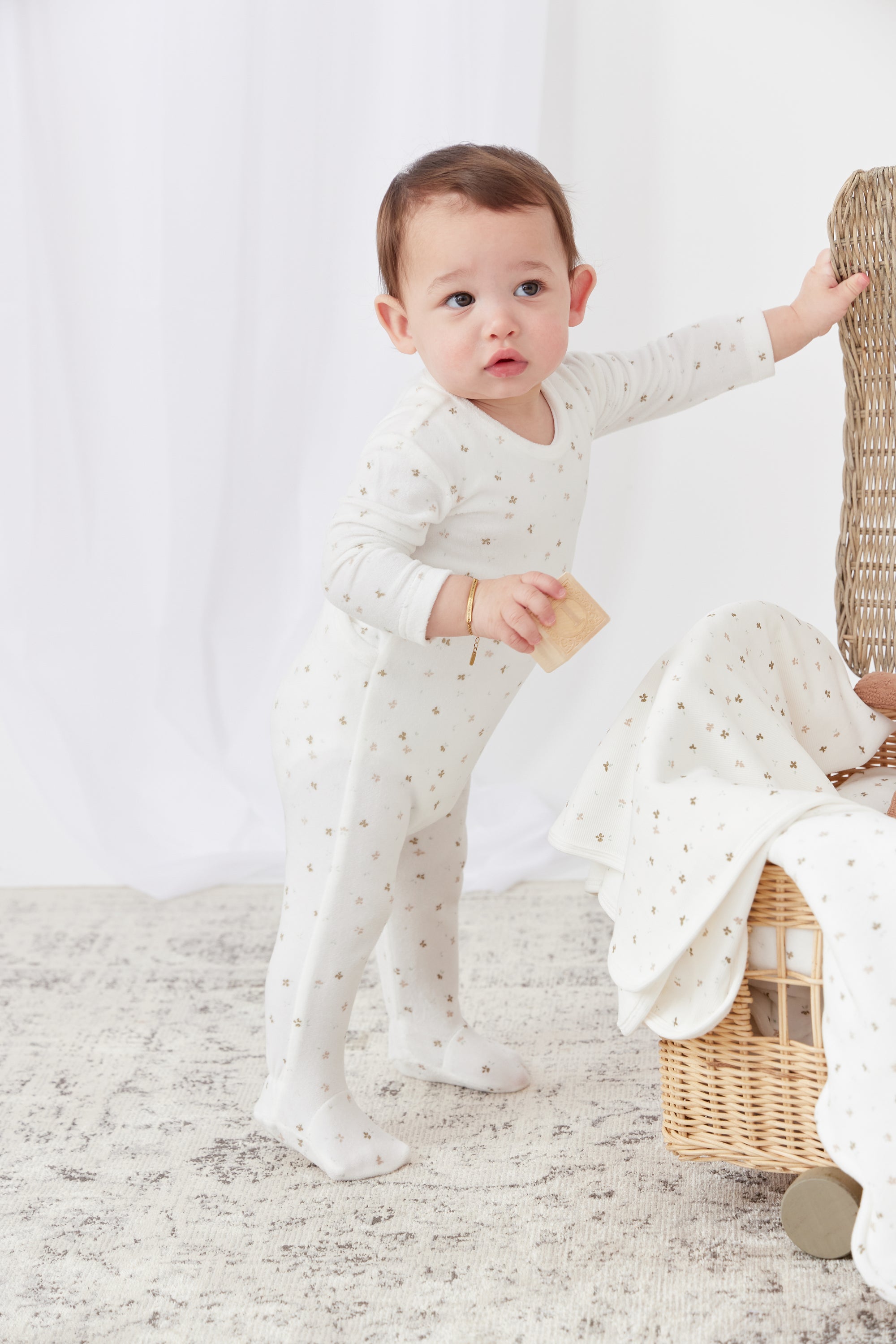 Kipp Bud Fitted Crib Sheet - Stone