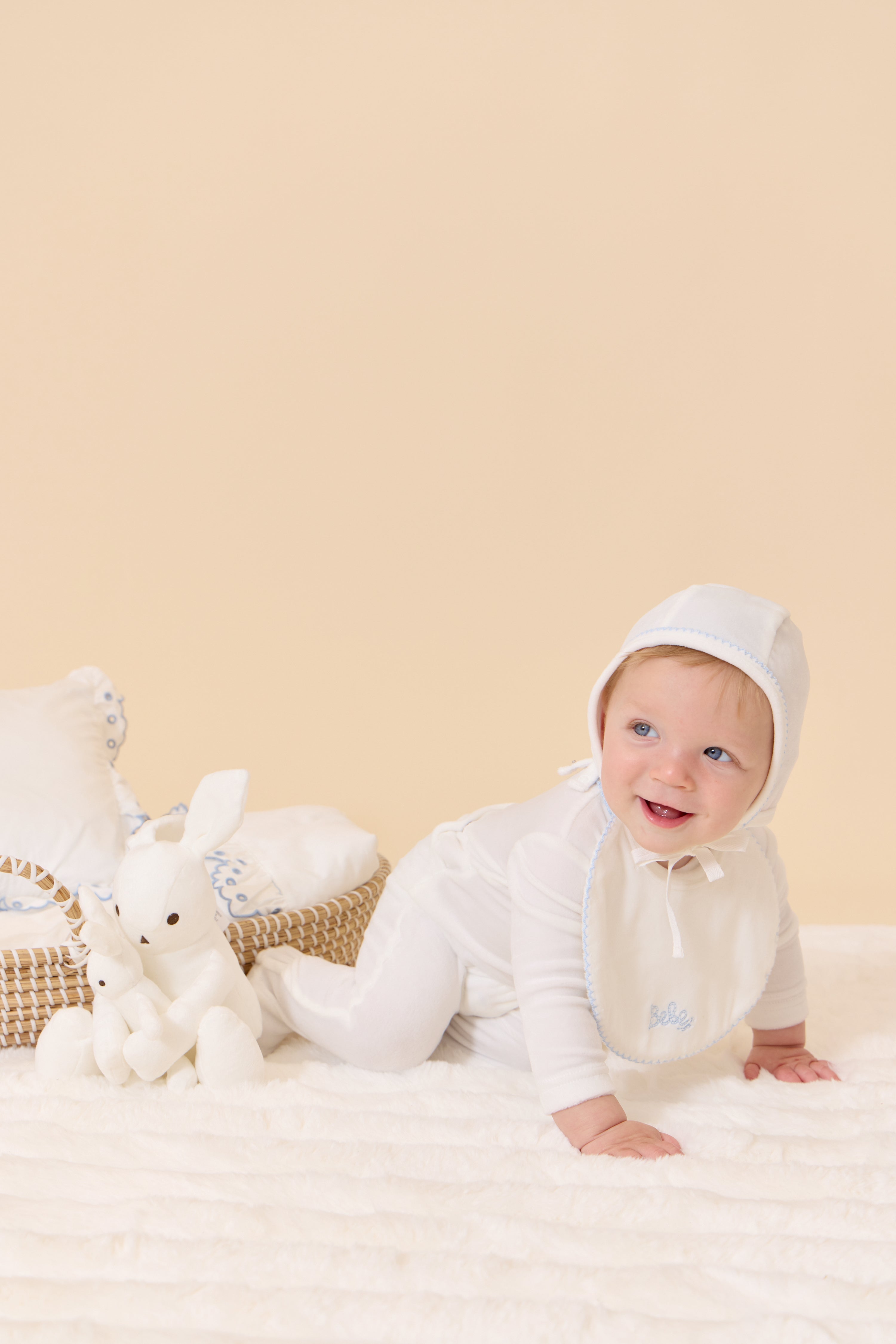 Kipp Baby Bebe white/blue footie + bonnet