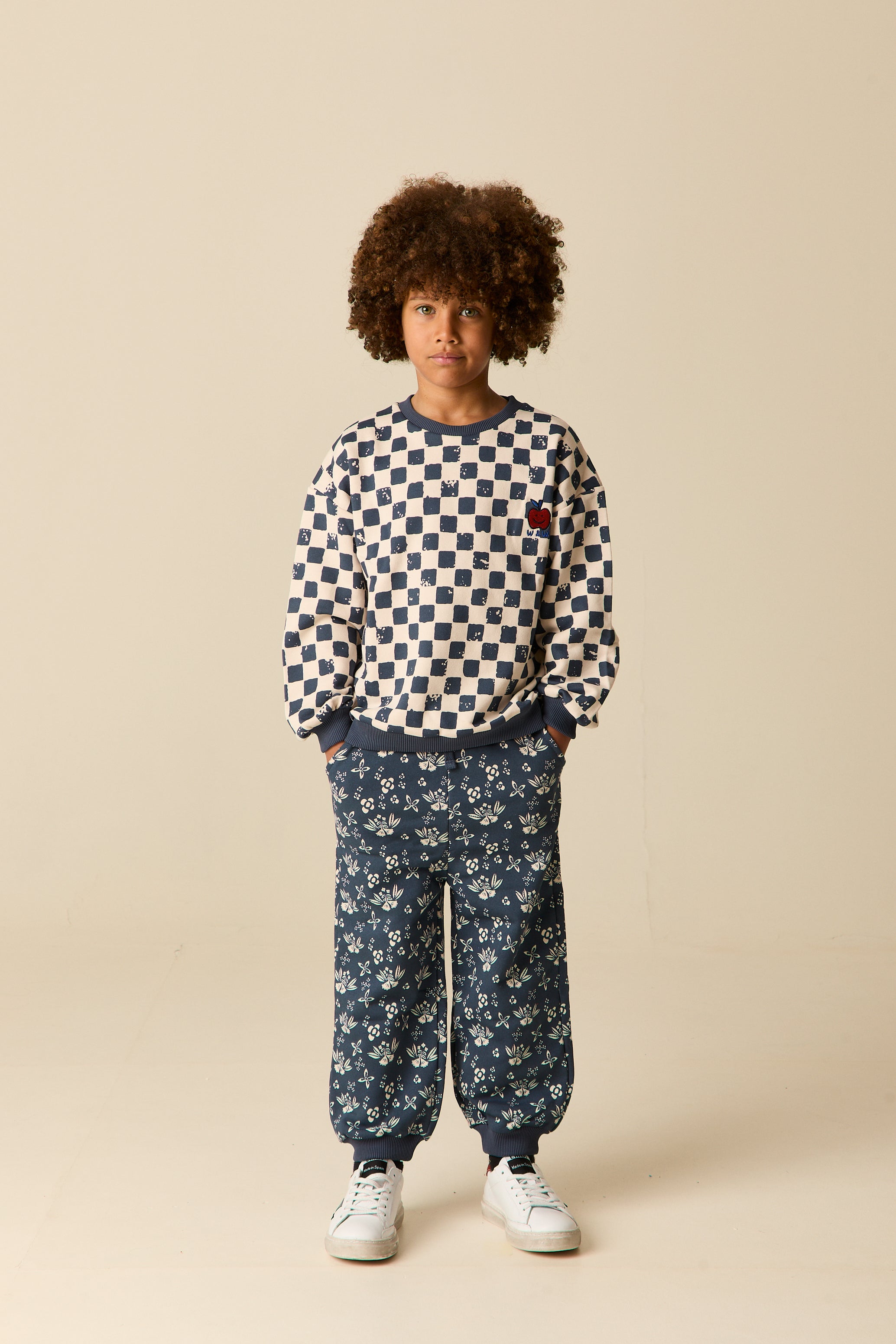 Wander & Wonder Checkerboard sweatshirt