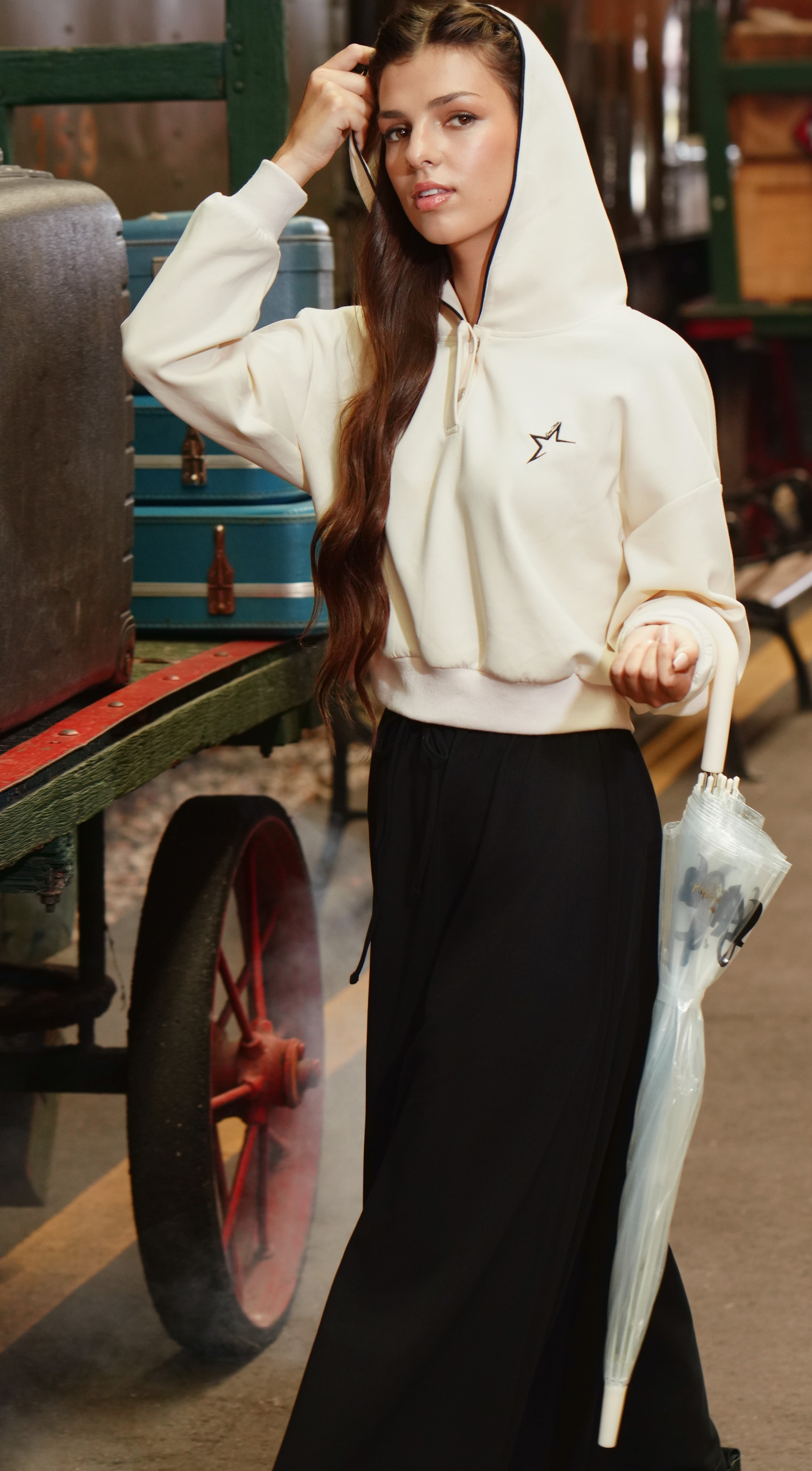 Luna Mae Leni black skirt