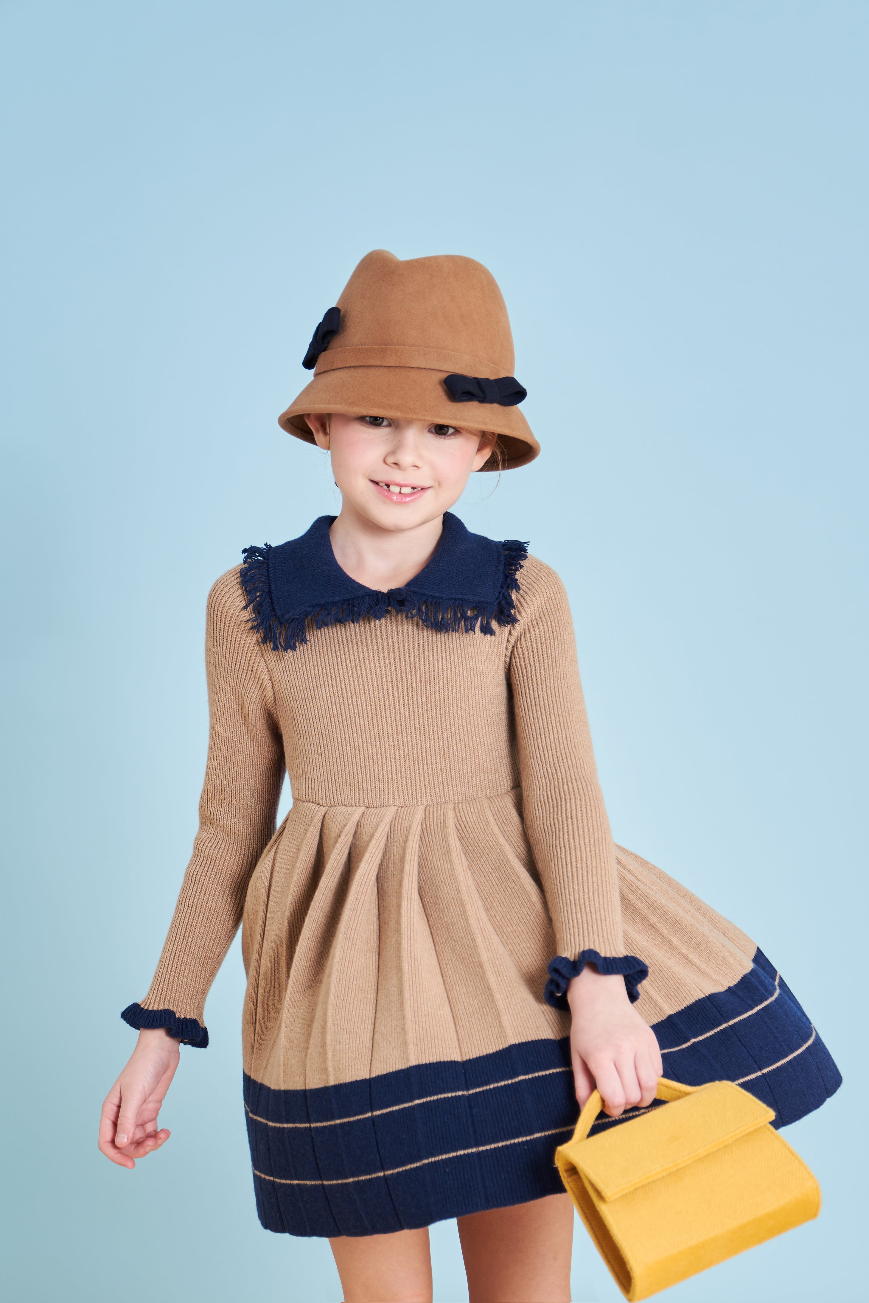 Mimisol Pleated edge collar beige dress