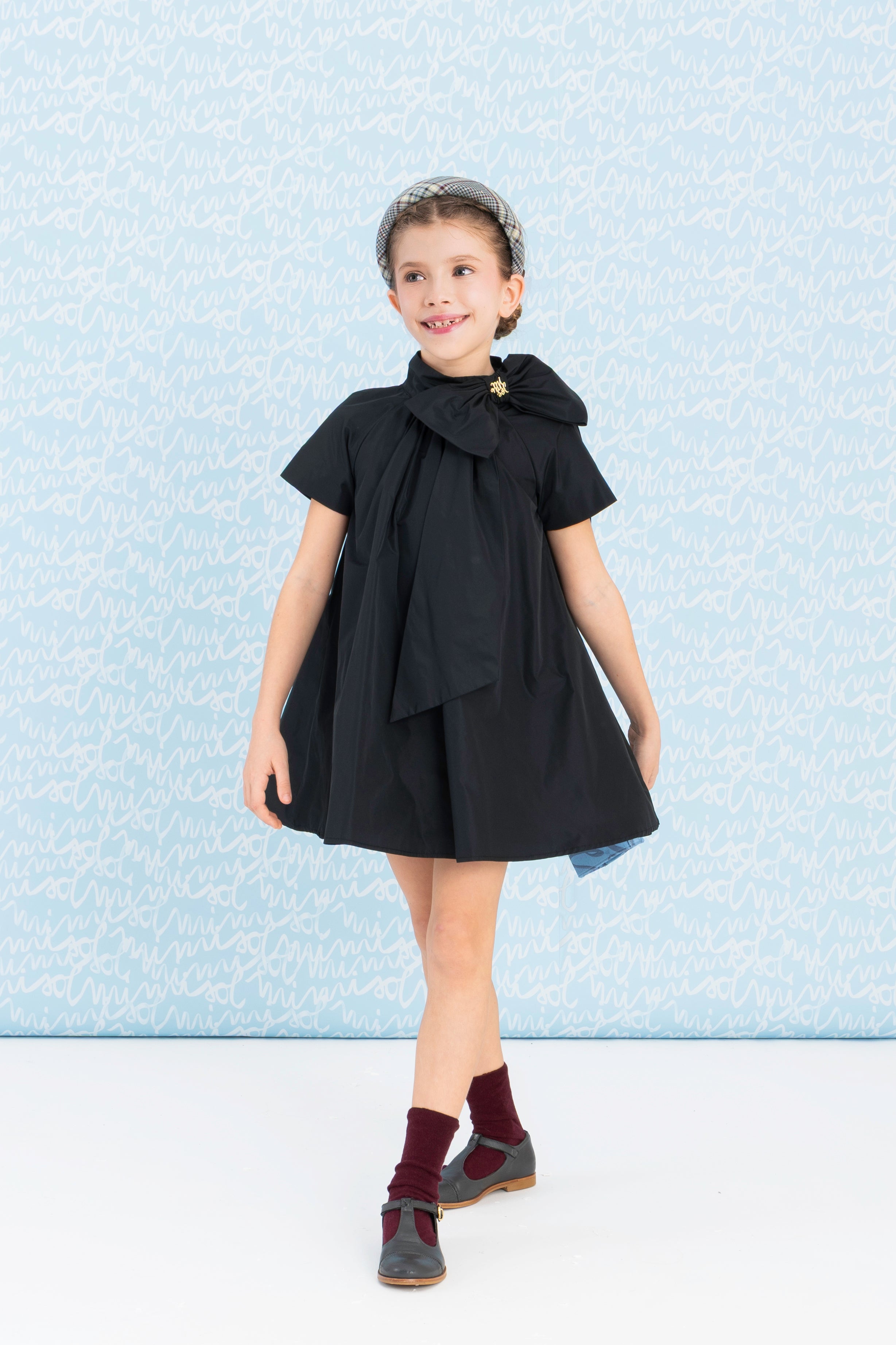coco blanc black taffeta dress Thin skirt – Flying Colors style_off the shoulder Horizontal neckline with internal Baby shower dress, Maternity SIZE:XS