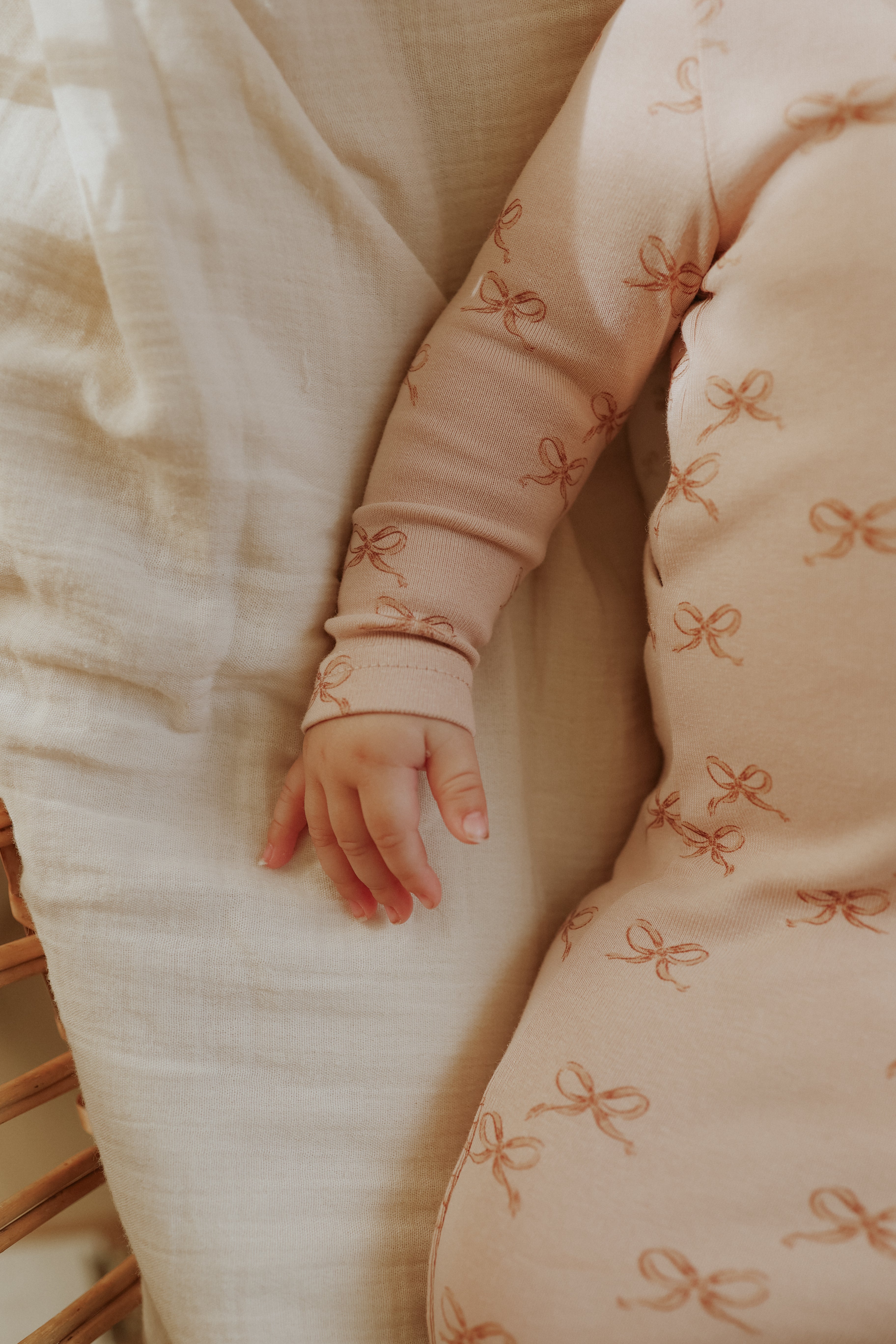 Mema Knits Bow print footie + beanie