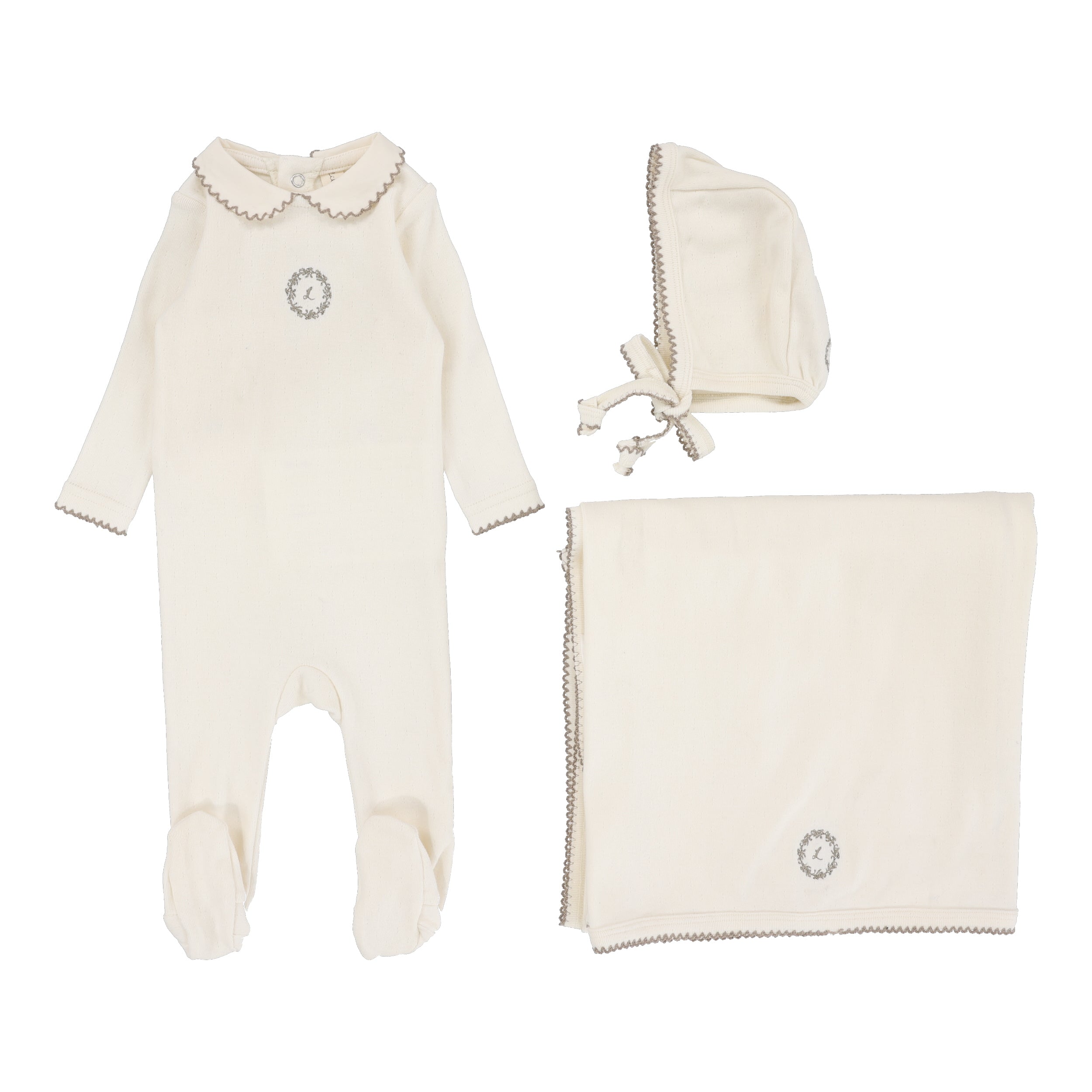 Lilette Emblem cream/oat layette set