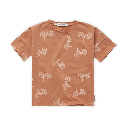 Bicycle print t-shirt by Sproet & Sprout