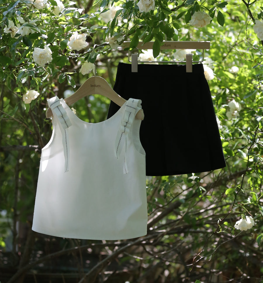 Black Marie Skirt by Ledum